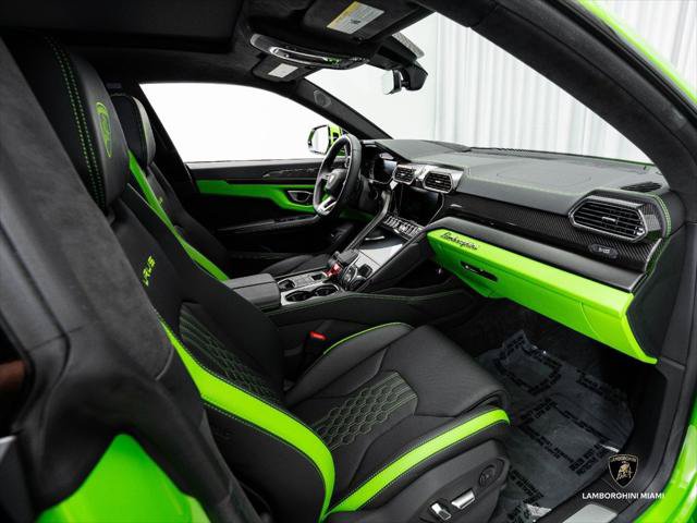 Used 2024 Lamborghini Urus S AWD/4WD image 46