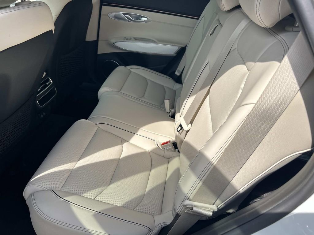 New 2026 Genesis GV70 2.5T Advanced AWD/4WD image 21