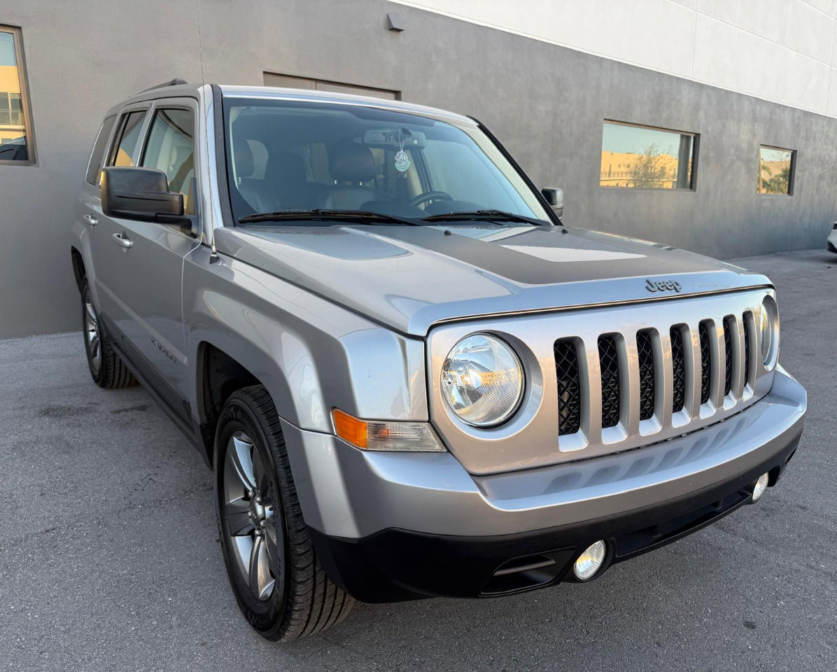 Used 2016 Jeep Patriot Sport w/ Power Value Group FWD image 5