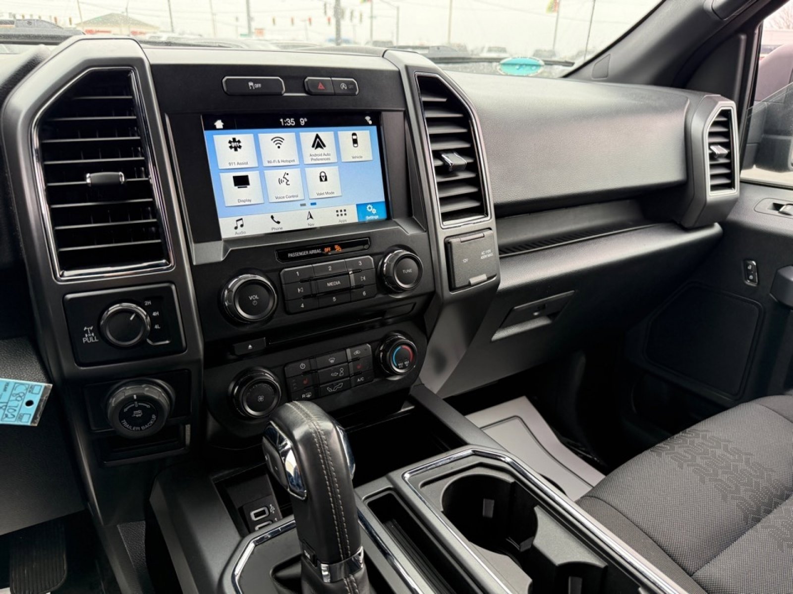 Used 2018 Ford F150 XLT w/ Equipment Group 302A Luxury image 31