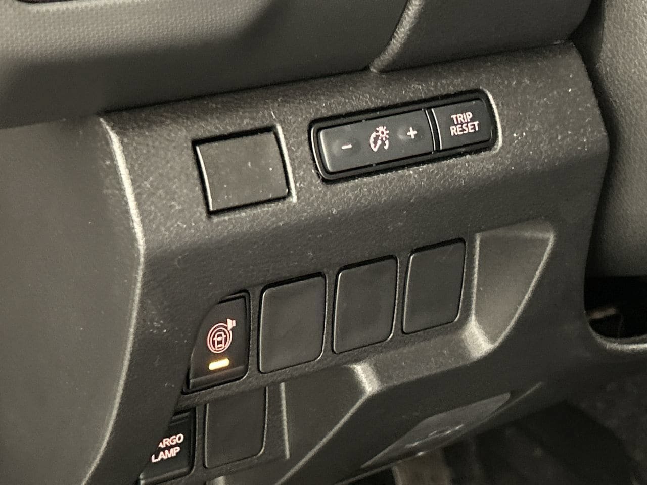 Used 2023 Nissan Frontier S w/ Technology Package RWD image 12