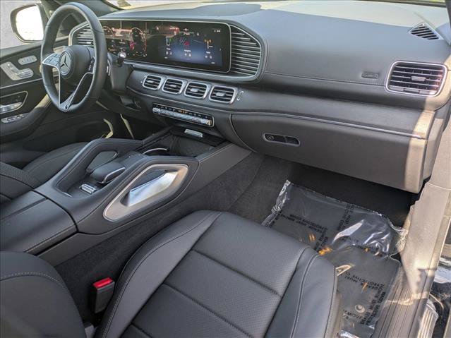 Used 2025 Mercedes-Benz GLS 450 4MATIC image 24