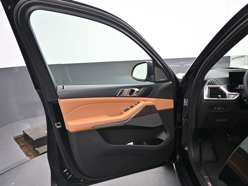 New 2026 BMW X5 sDrive40i RWD image 5