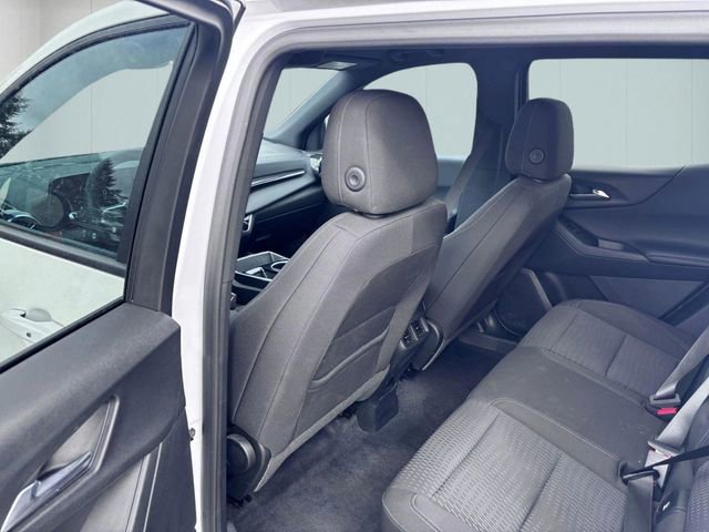 Used 2025 Chevrolet Equinox LT image 28