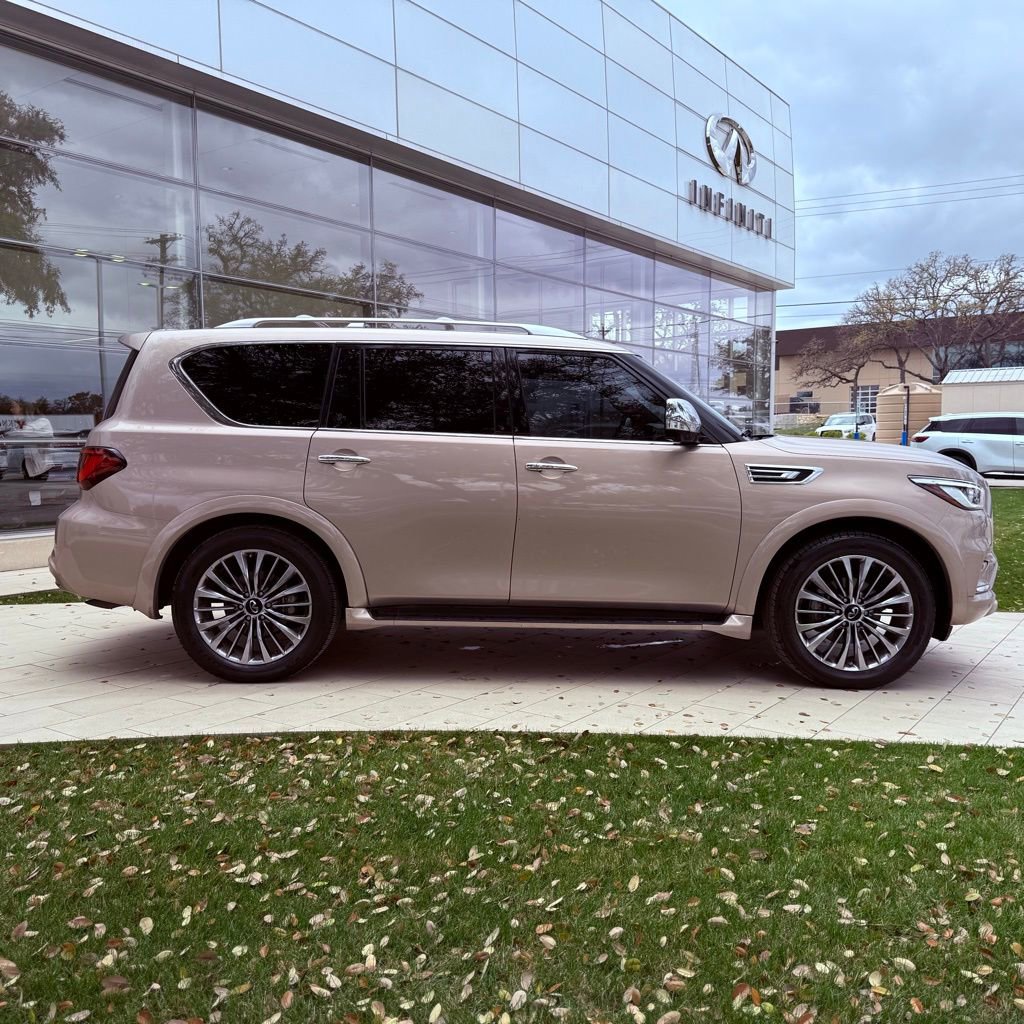 Used 2021 INFINITI QX80 Sensory w/ All-Season Package image 3
