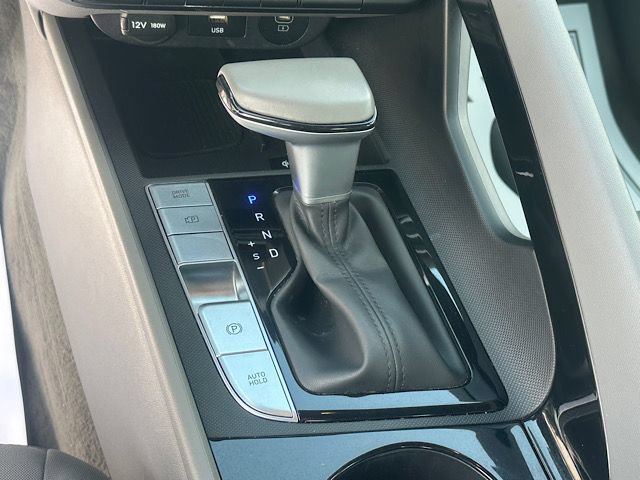 Used 2024 Hyundai Elantra SEL w/ Convenience Package FWD image 27