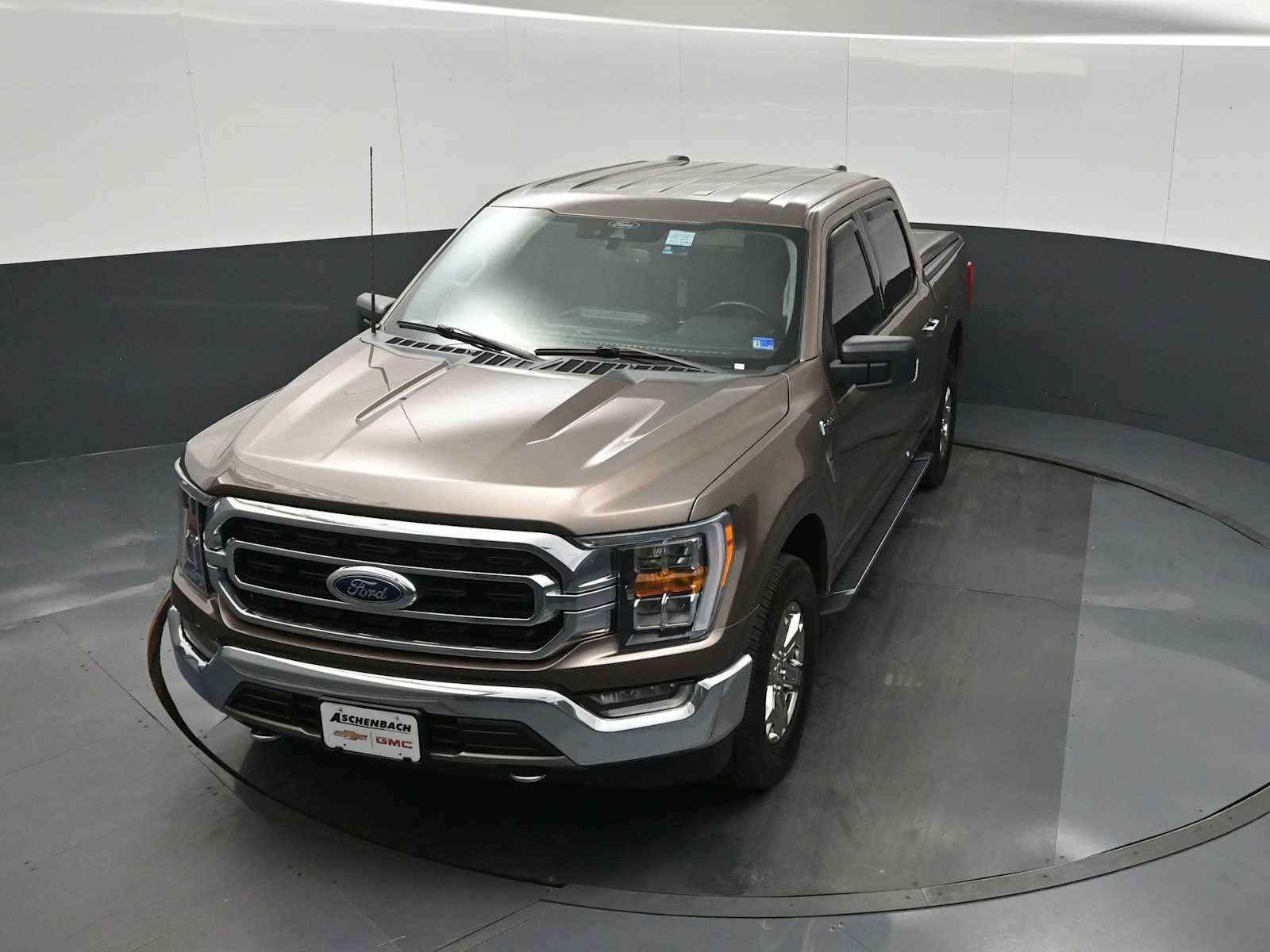 Used 2021 Ford F150 XLT w/ Equipment Group 302A High AWD/4WD image 12