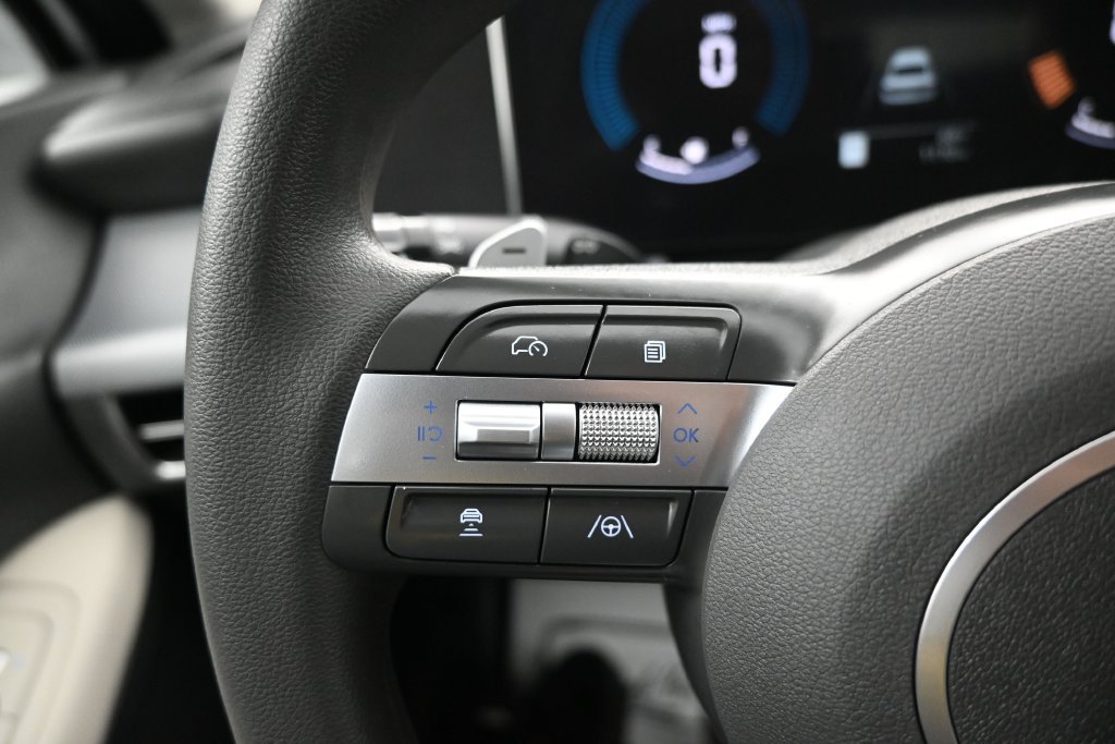 Used 2025 Hyundai Sonata SEL AWD/4WD image 22