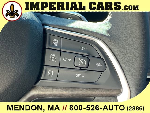 New 2025 Jeep Grand Cherokee Limited w/ Luxury Tech Group II image 30