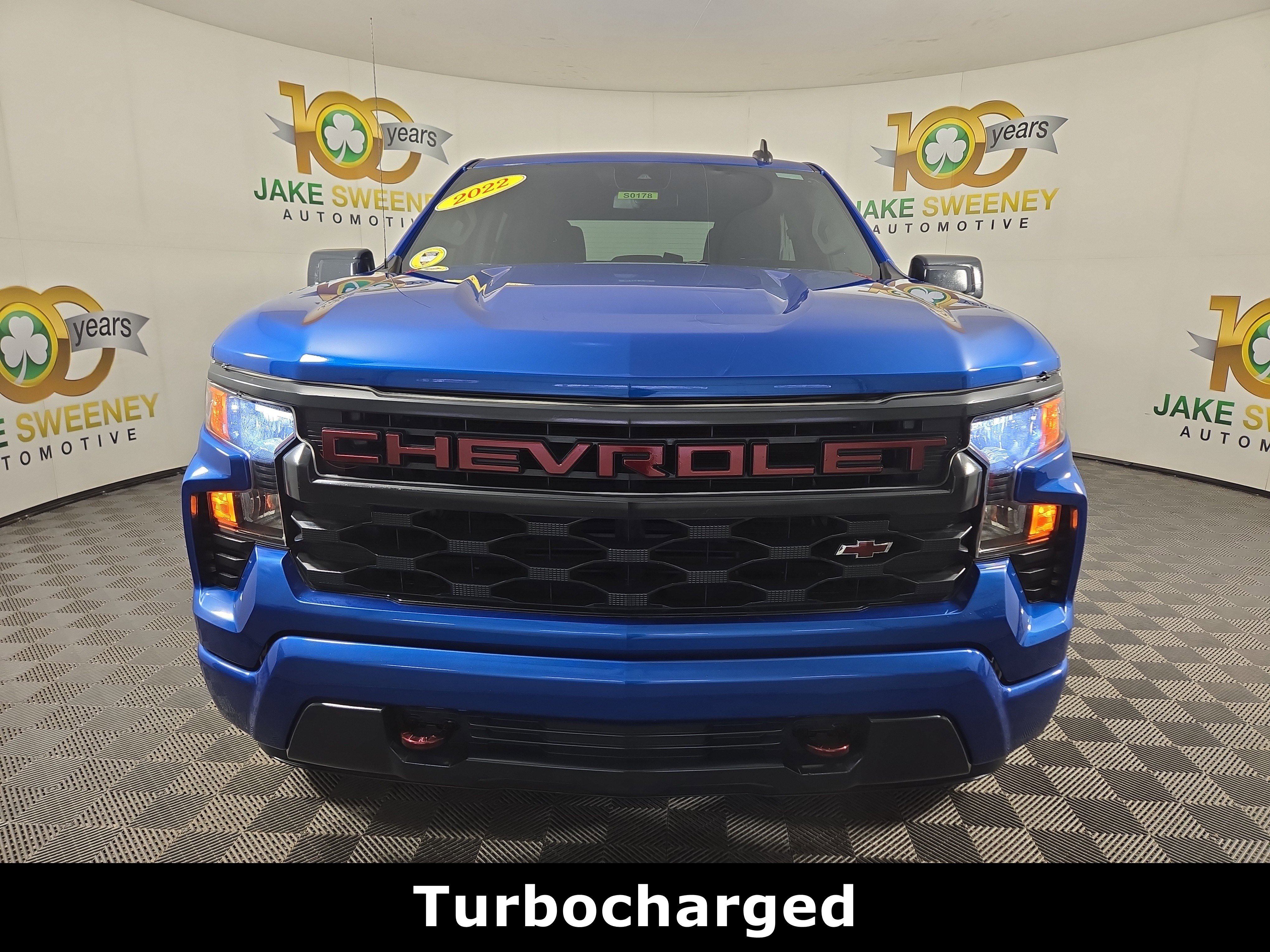 Used 2022 Chevrolet Silverado 1500 Custom w/ LPO, Dark Essentials Package image 2