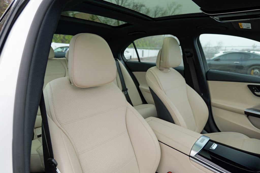 Used 2022 Mercedes-Benz C 300 4MATIC Sedan w/ Pinnacle Trim Package image 40