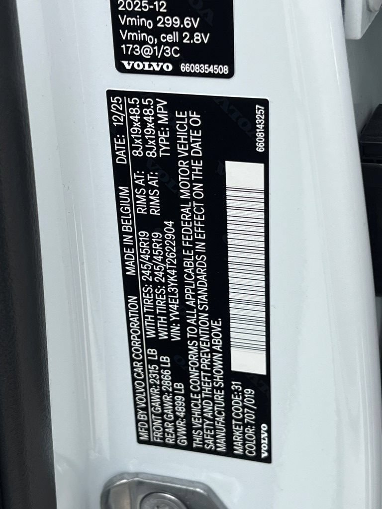 New 2026 Volvo EX30 Plus w/ Climate Package RWD image 29