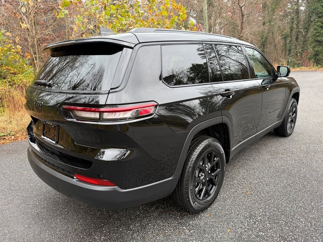 New 2025 Jeep Grand Cherokee L Altitude image 7