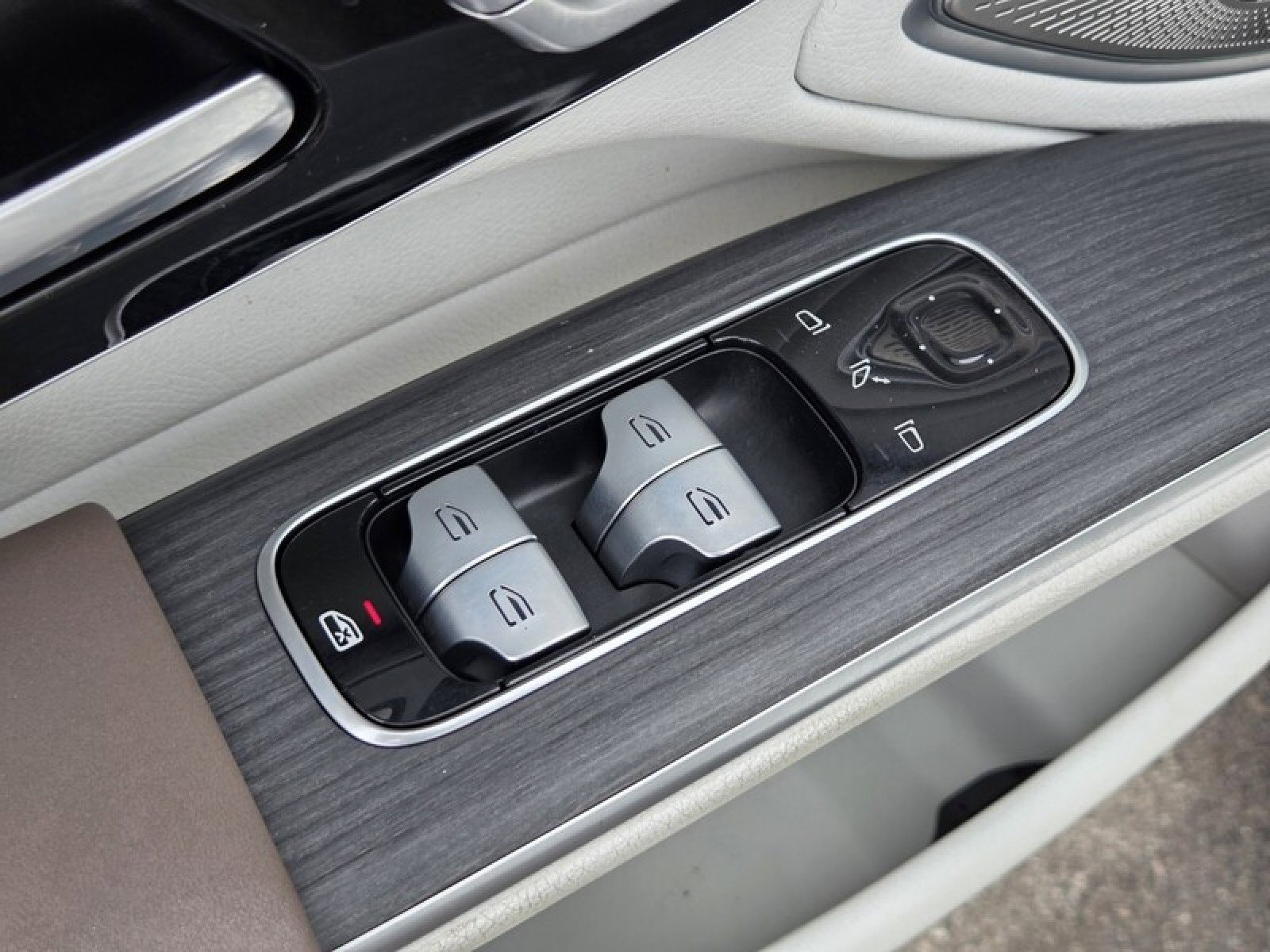 Certified 2023 Mercedes-Benz EQS 450+ 4MATIC Sedan image 22