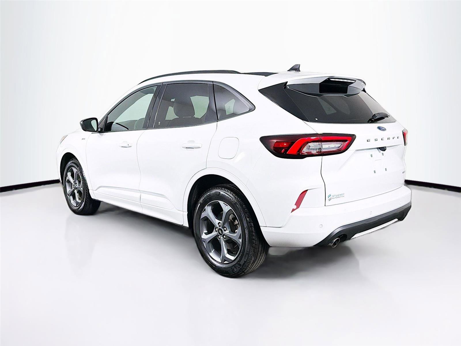 Used 2023 Ford Escape ST-Line w/ Tech Pack #1 image 5