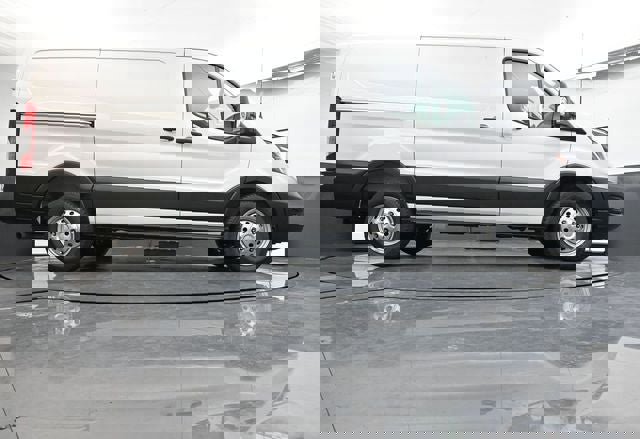 New 2025 Ford Transit 250 Low Roof AWD image 31
