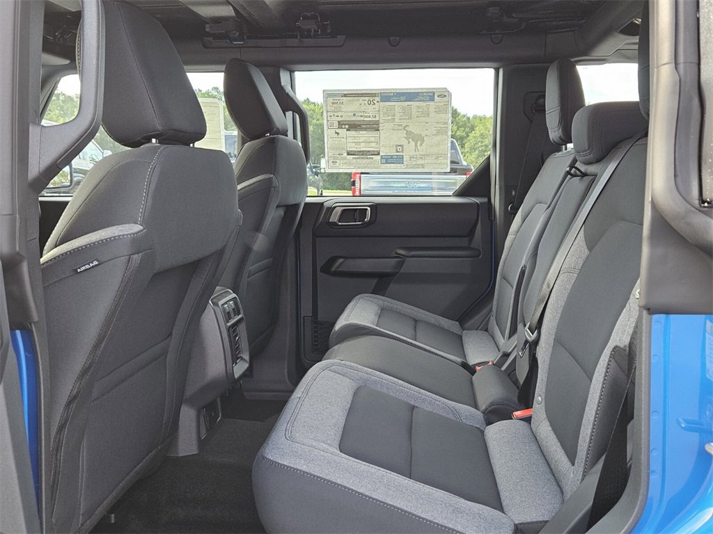New 2025 Ford Bronco 4-Door image 6