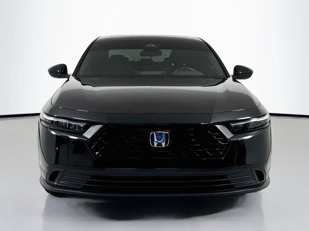 Used 2025 Honda Accord Sport image 2