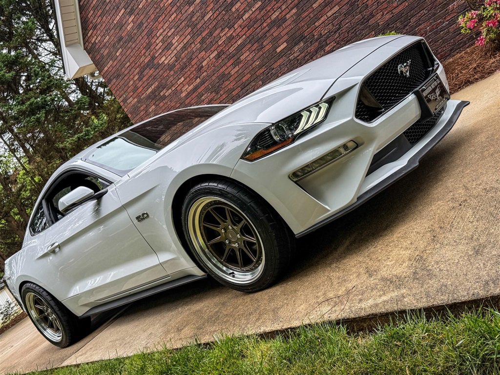 Used 2023 Ford Mustang GT Premium w/ Equipment Group 401A RWD image 27