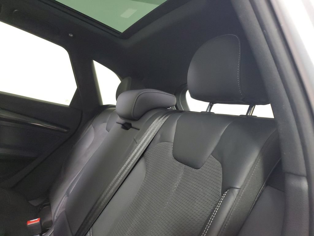 Used 2022 Audi SQ5 Premium Plus AWD/4WD image 12