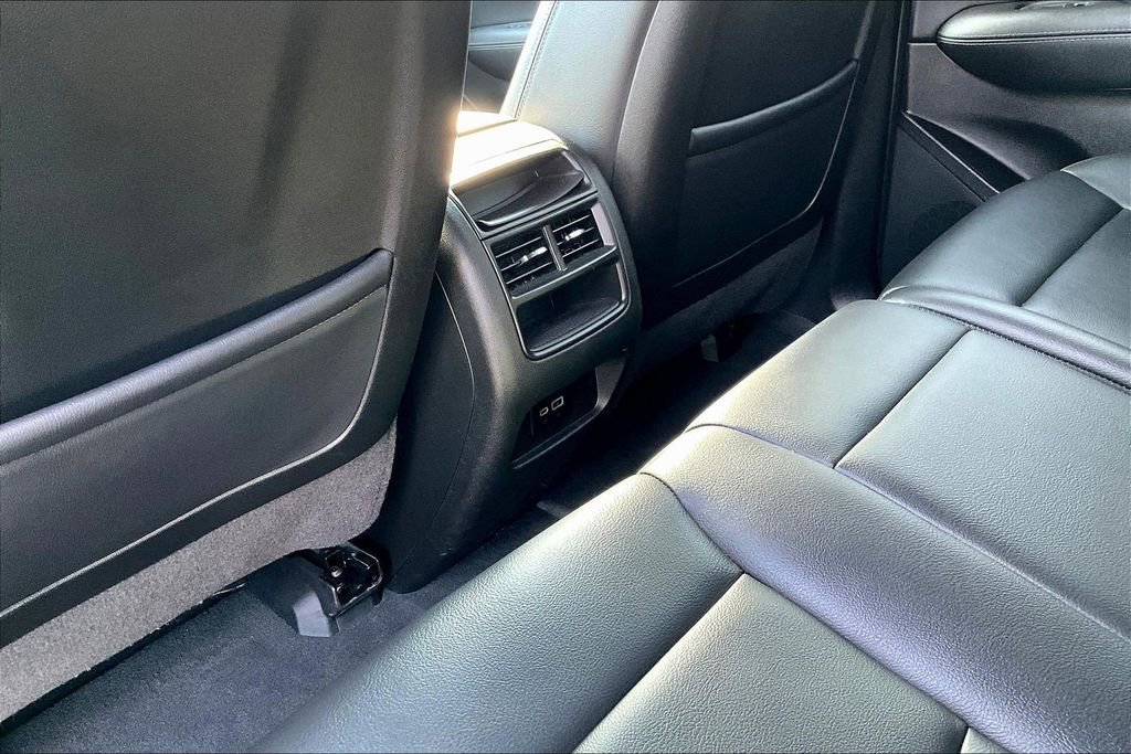 Certified 2025 Cadillac XT5 Luxury image 10