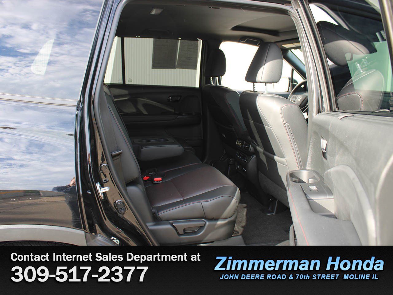 Certified 2024 Honda Passport Black Edition image 8