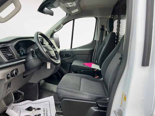Used 2024 Ford Transit 250 Low Roof AWD w/ Exterior Upgrade Package image 9
