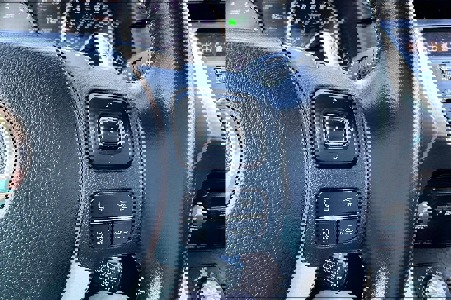 Used 2018 Lexus NX 300 AWD w/ Premium Package image 17