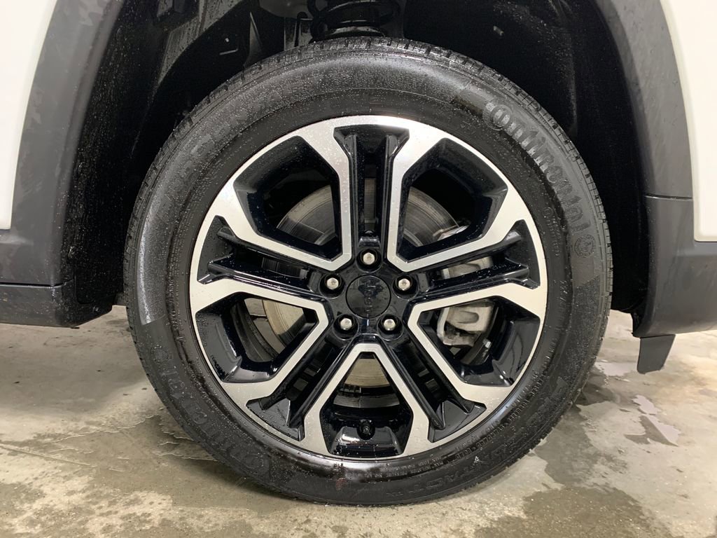 Used 2024 Jeep Compass Limited AWD/4WD image 12