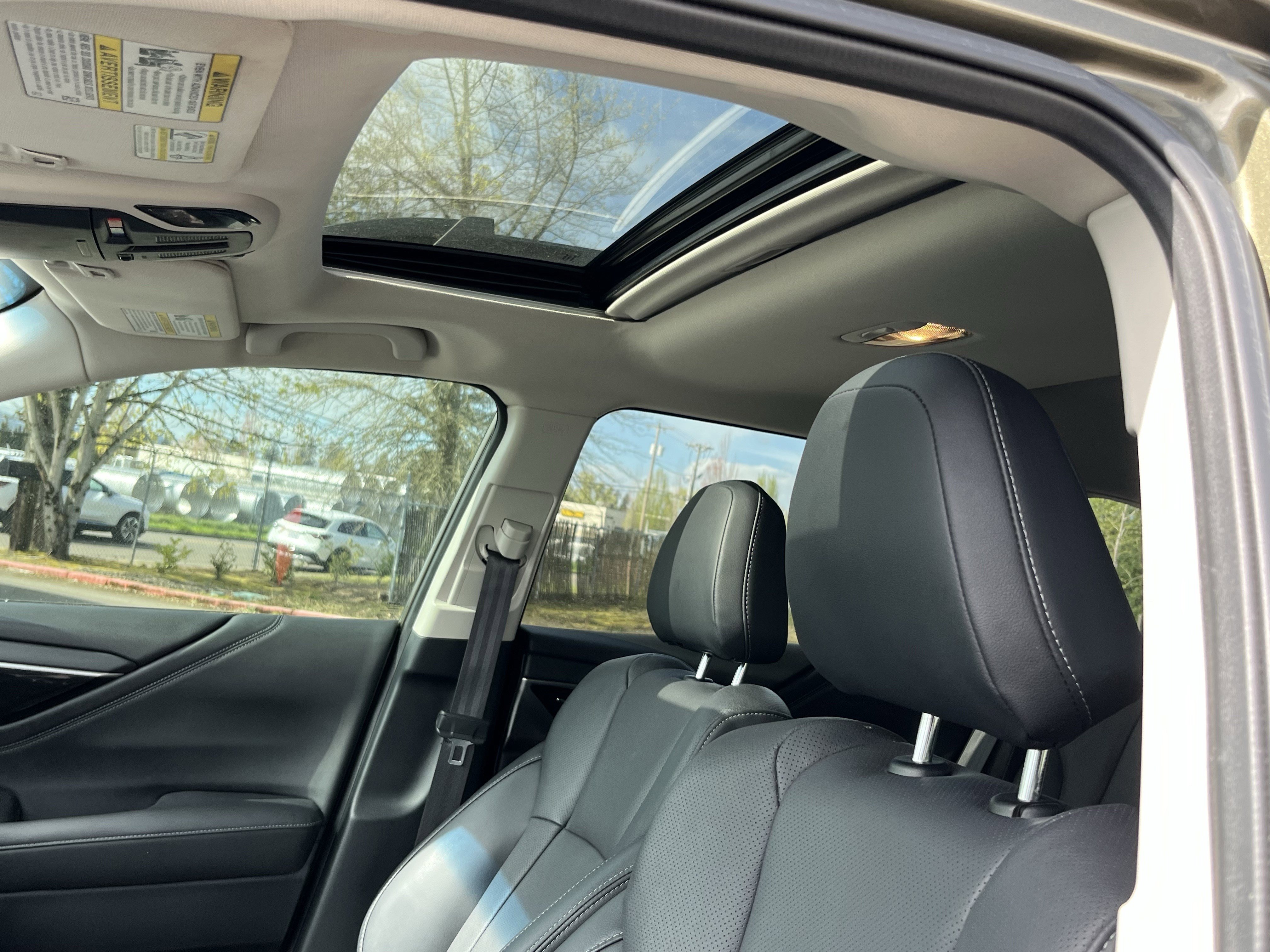 Used 2022 Subaru Outback Limited image 18