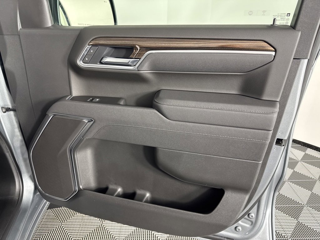 New 2025 Chevrolet Silverado 1500 LT w/ Safety Package image 37