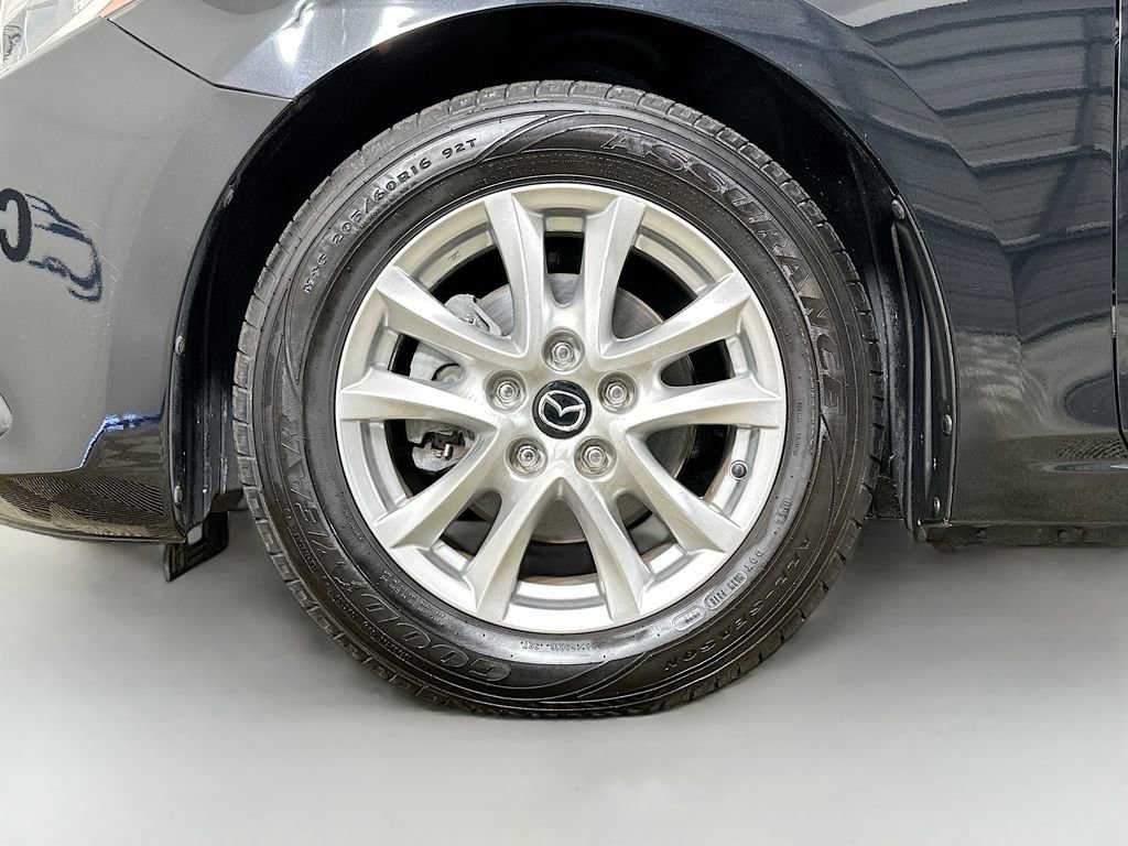 Used 2015 MAZDA MAZDA3 i Touring image 35