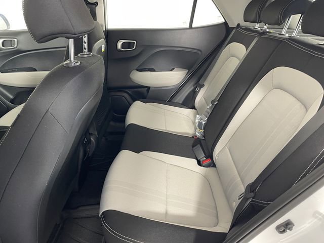New 2026 Hyundai Venue SEL FWD image 15