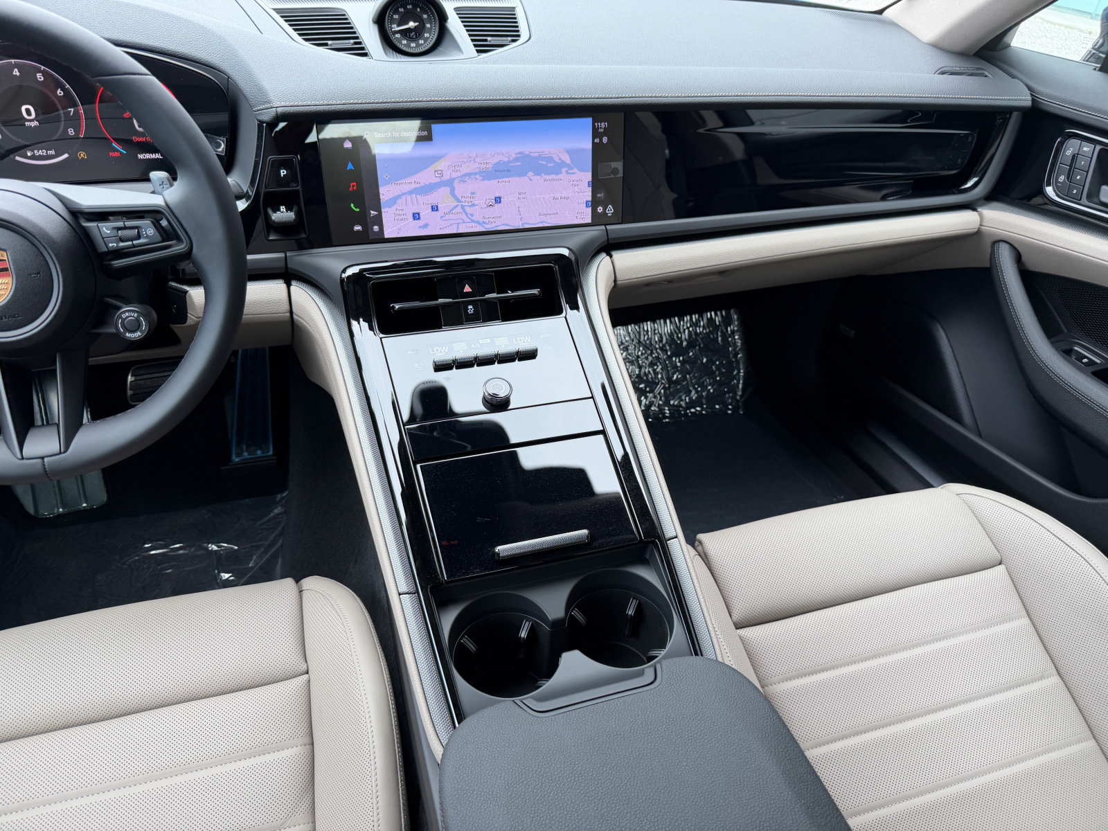 New 2026 Porsche Panamera 4 AWD/4WD image 18