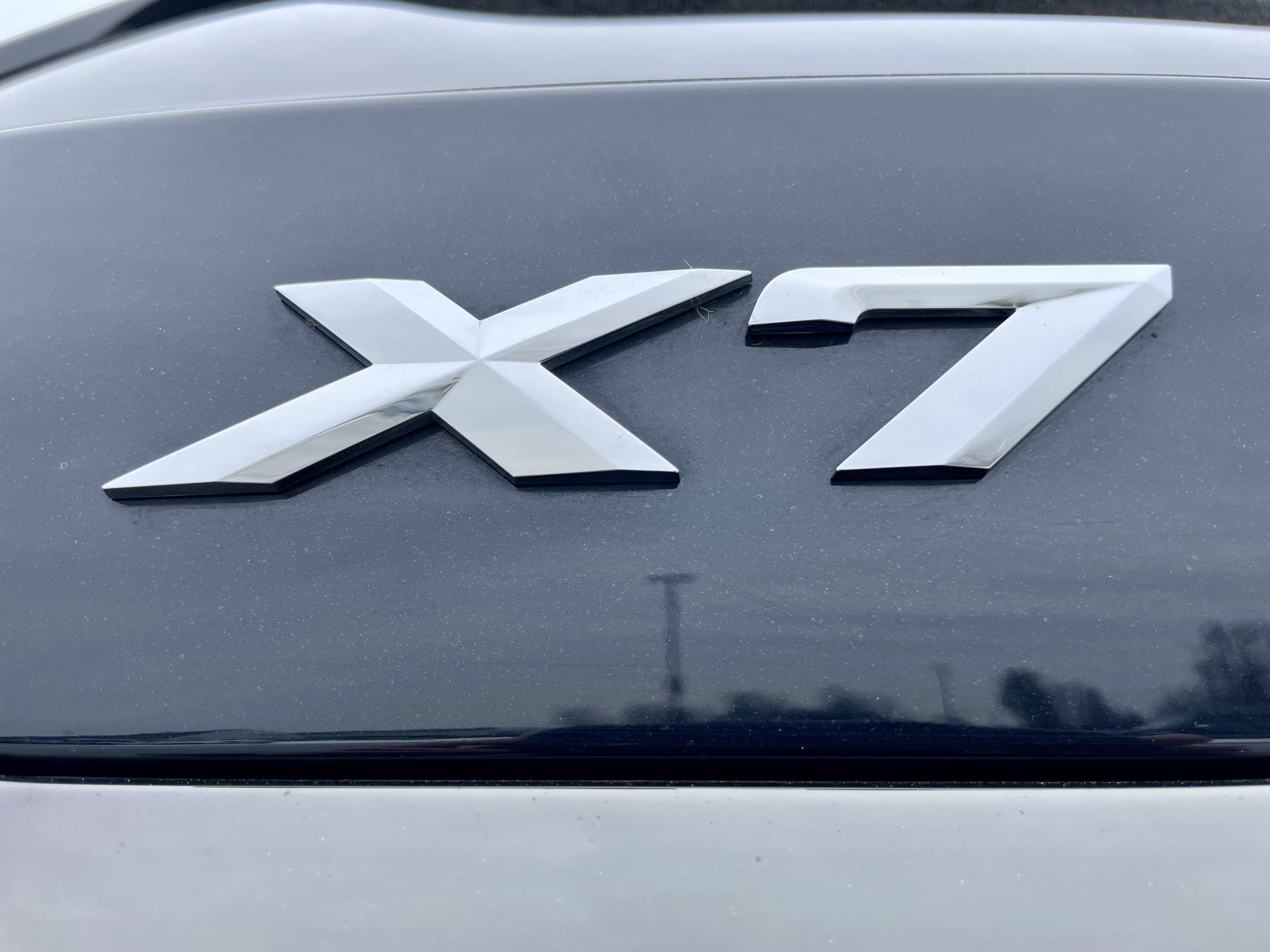 Used 2021 BMW X7 xDrive40i w/ M Sport Package image 35