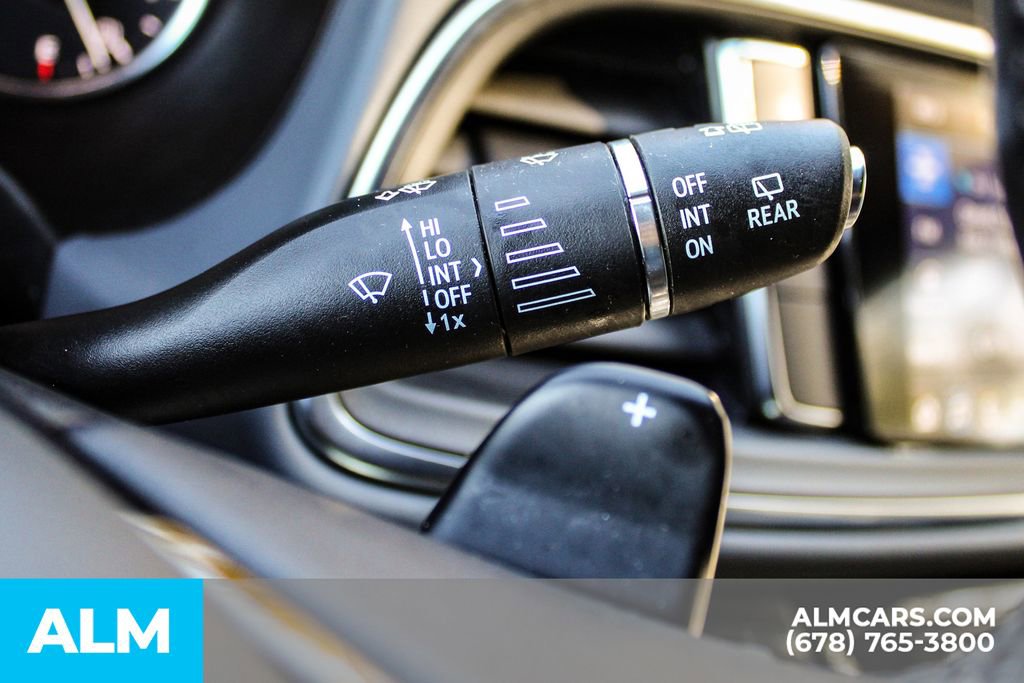 Used 2024 Buick Enclave Premium image 33