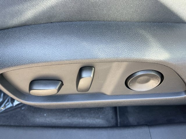 New 2027 Chevrolet Equinox RS w/ Safety and Technology Package AWD/4WD image 12