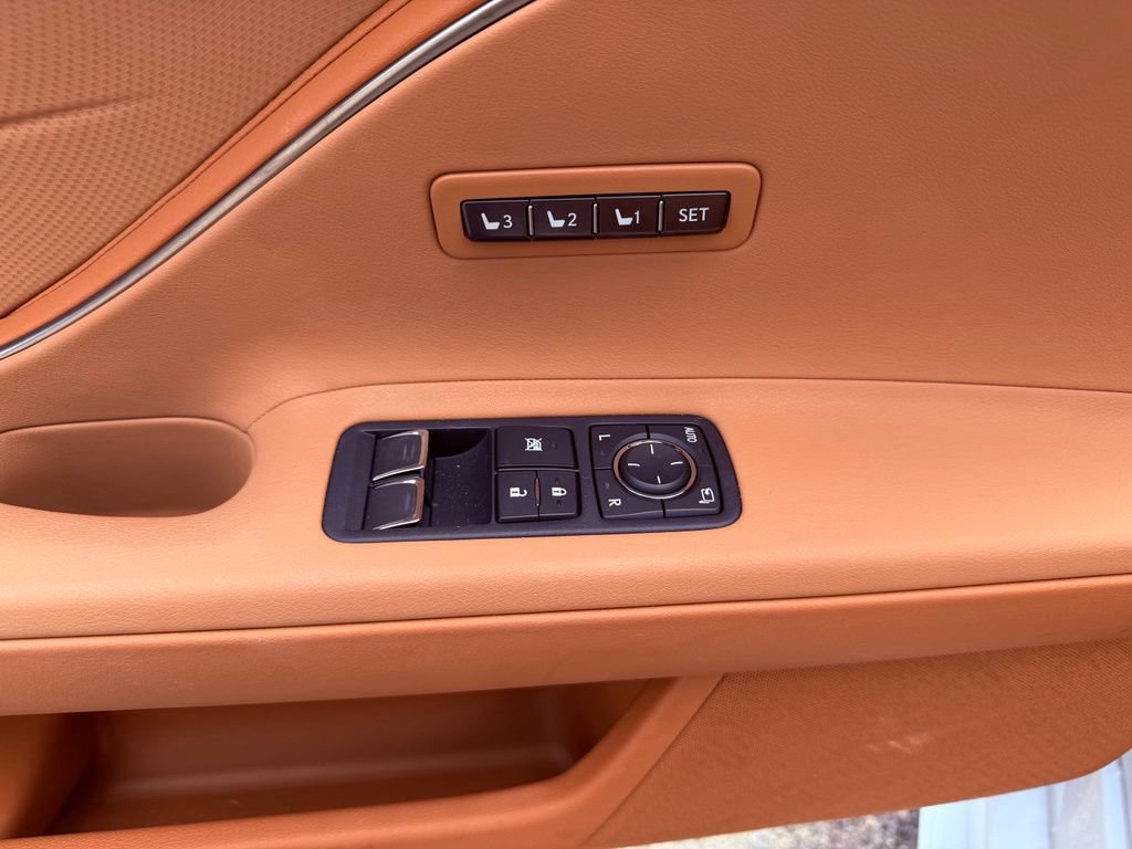 Certified 2024 Lexus LC 500 Convertible w/ Touring Package RWD image 25