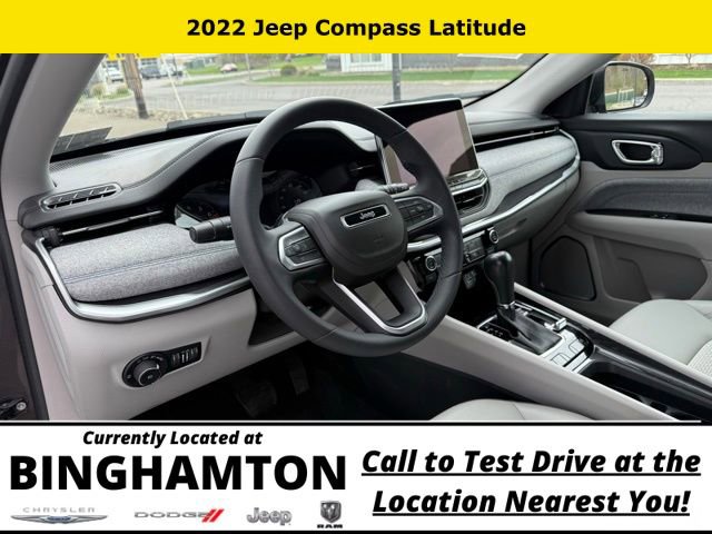 Used 2022 Jeep Compass Latitude AWD/4WD image 11