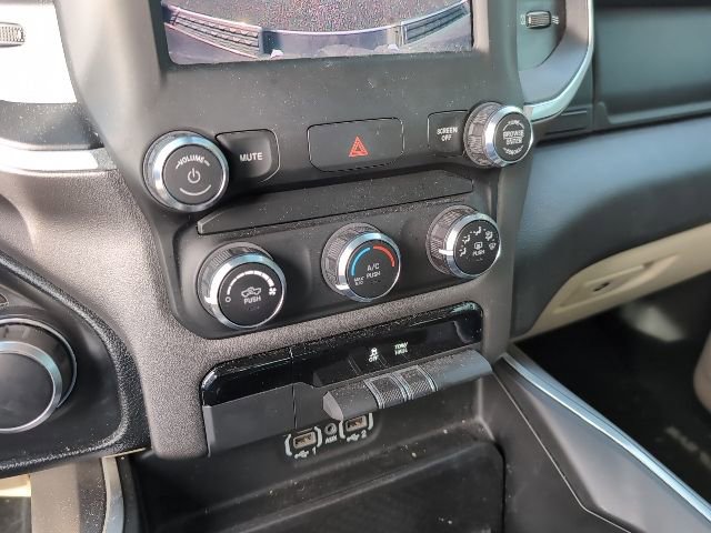 Used 2021 RAM 1500 Big Horn RWD image 17