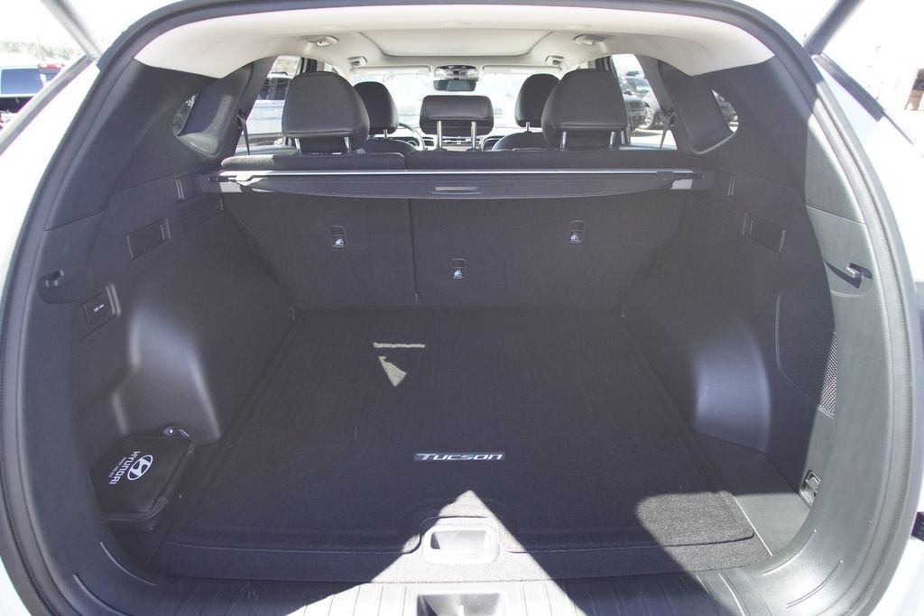 Used 2022 Hyundai Tucson Limited image 30