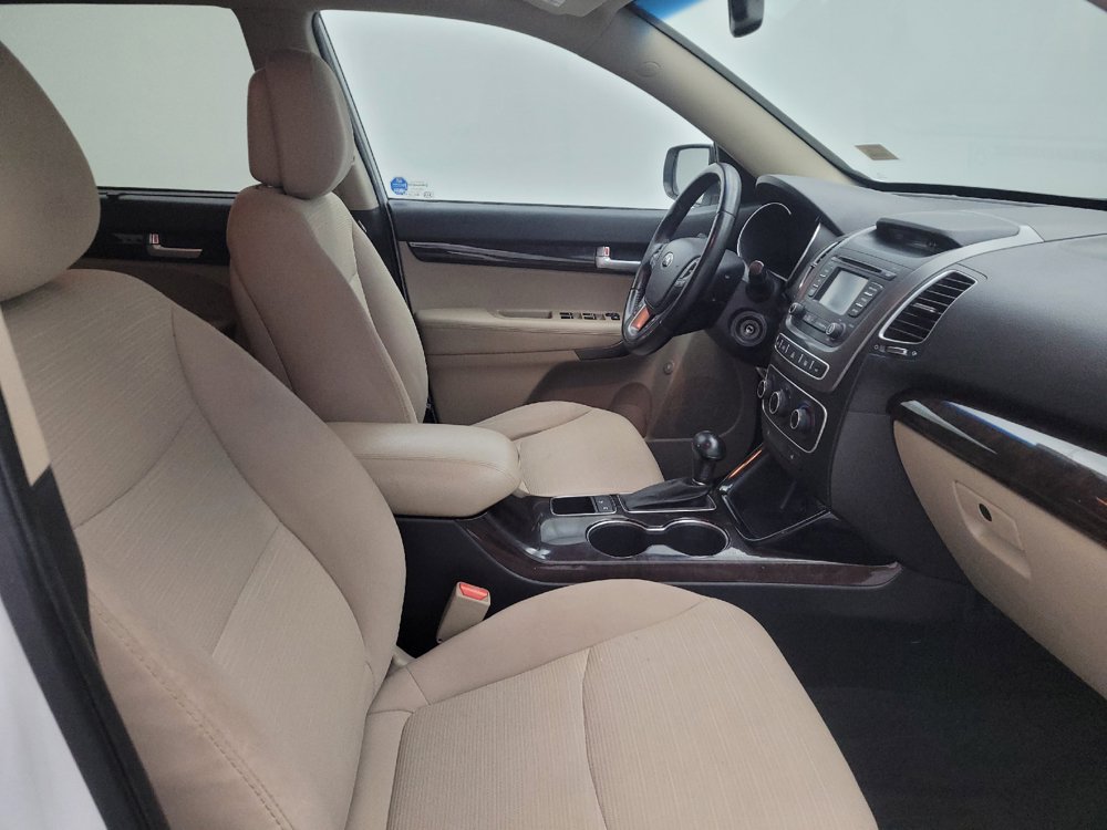 Used 2015 Kia Sorento LX FWD image 21