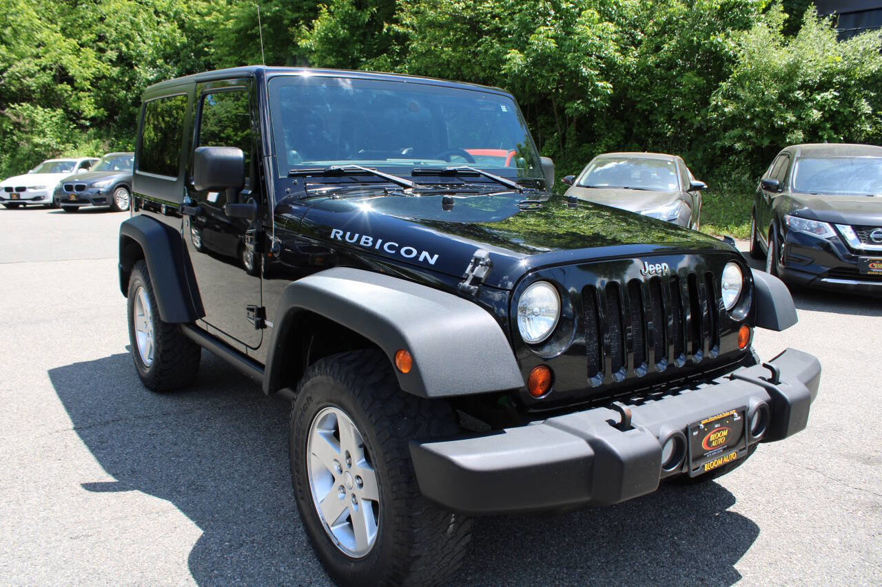 Used 2011 Jeep Wrangler Rubicon w/ Dual Top Group AWD/4WD image 13