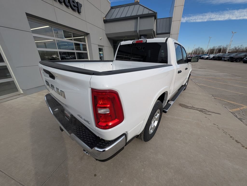 New 2026 RAM 1500 4x4 Crew Cab image 5