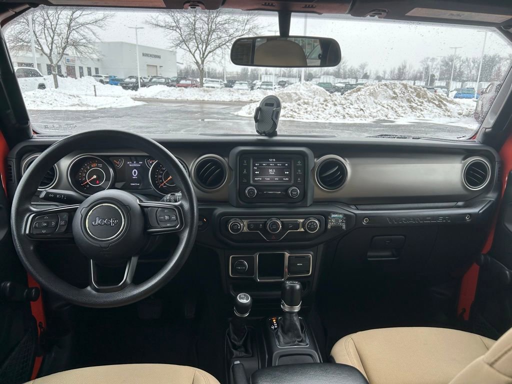 Used 2018 Jeep Wrangler Unlimited Sport image 9