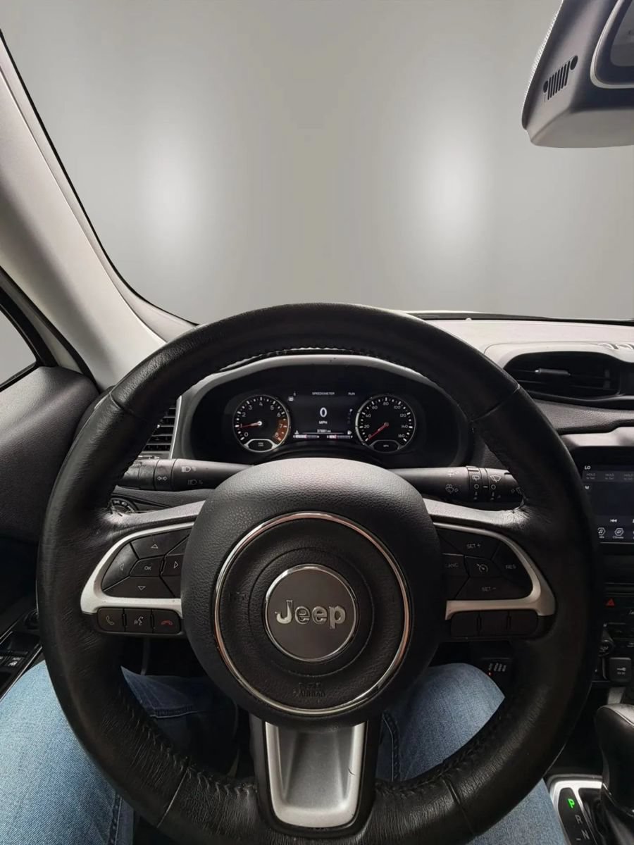 Used 2021 Jeep Renegade Latitude w/ Convenience Group AWD/4WD image 11