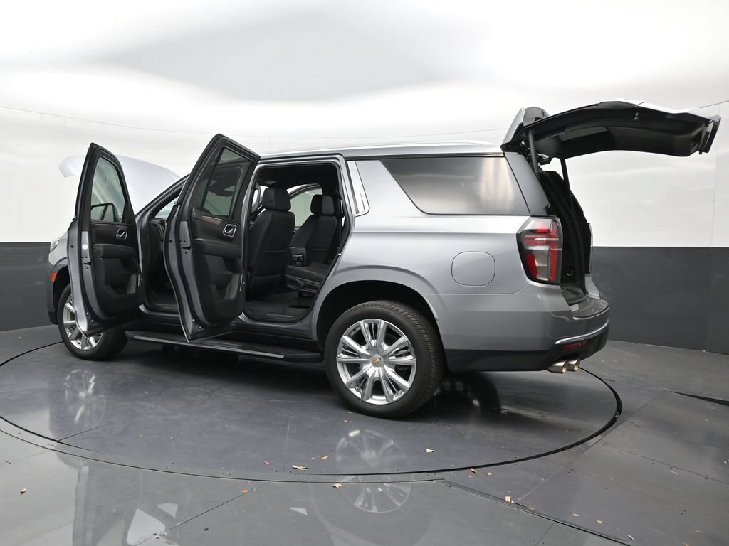 Used 2024 Chevrolet Tahoe High Country RWD image 31
