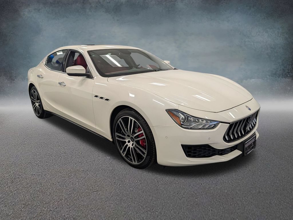 Used 2019 Maserati Ghibli S Q4 AWD/4WD image 3