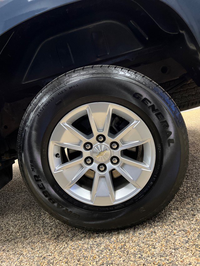 Used 2021 Chevrolet Silverado 1500 LT w/ Convenience Package II image 29