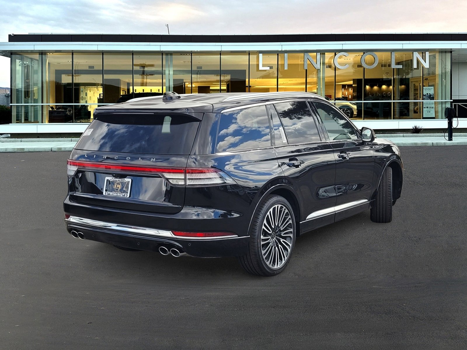 New 2025 Lincoln Aviator Black Label image 5